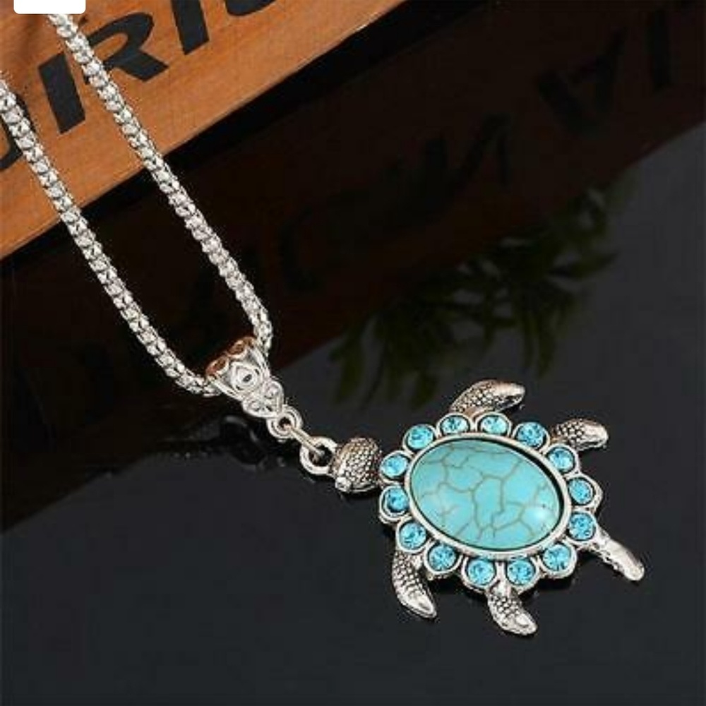 Turquoise 🐢 turtle necklace